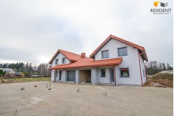 Parduodamas namas Molėtų g. , Didžiojoje Riešėje, Vilniuje, 140 kv.m ploto, 2 aukštai Parduodamas namas Molėtų g. , Didžiojoje Riešėje, Vilniuje, 140 kv.m ploto, 2 aukštai